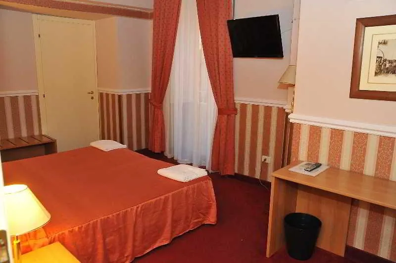 Catania Centro Rooms 3*,